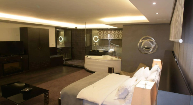 Luxor Hotel, Book Hotel 4-Star Hotels in Mount Lebanon, 4*
