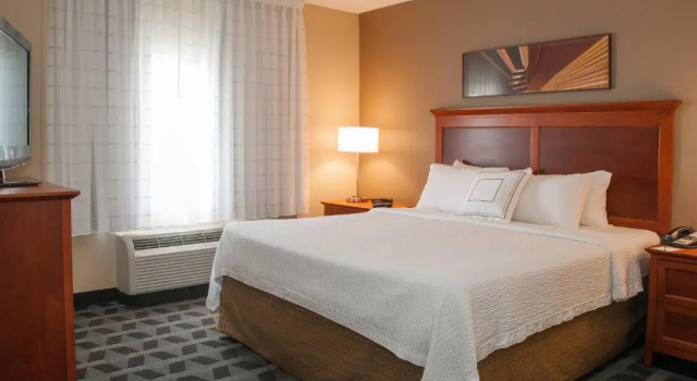 Люкс с 2 комнатами TownePlace Suites by Marriott Colorado Springs South