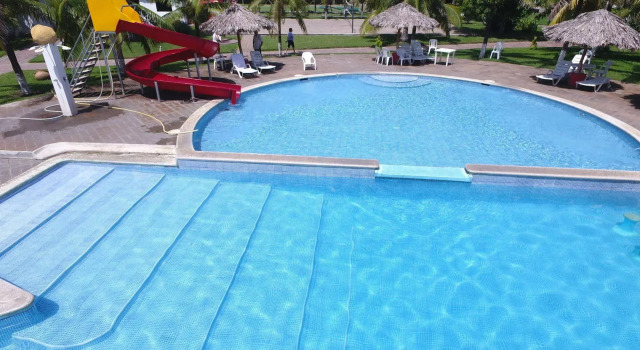 Hotel Las Hojas Resort & Beach Club, Buchen Sie Resort Las Hojas La Paz Department