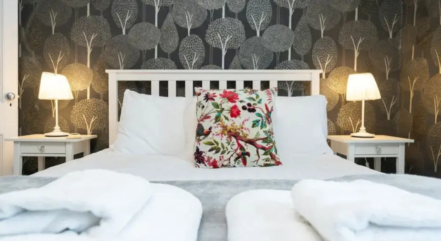 Коттедж Host Stay Temple Street Townhouse