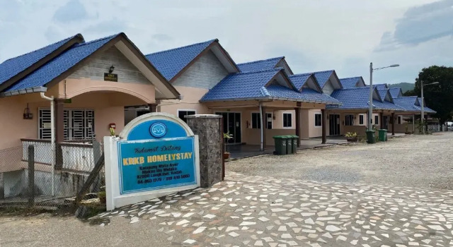 OYO 90218 Kbkb Homelystay, Rezerwuj Hotel Kuah 