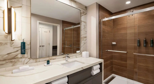 Четырёхместный номер Standard Hilton BNA Nashville Airport Terminal