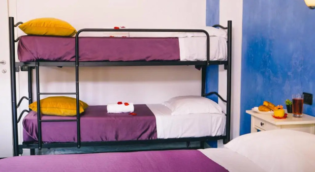 Четырёхместный номер Standard Diana Inn Accommodations