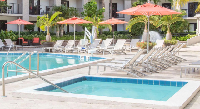 Двухместный номер Standard с красивым видом из окна Wyndham Boca Raton Hotel