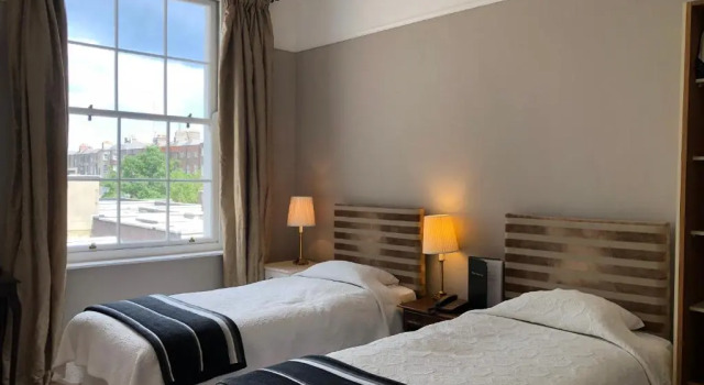 Номер Comfort Harveys Guest House