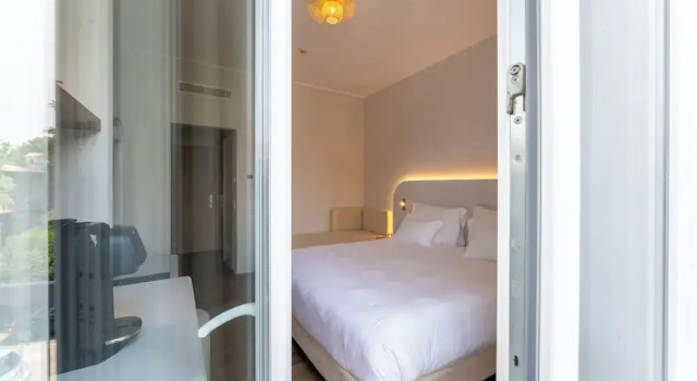 Номер Deluxe с балконом и с частичным видом Hi Hotels Sirmione - Lakeview Pool