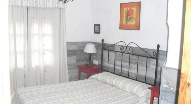 Cadiz 101737 3 Bedroom Holiday home By Mo Rentals