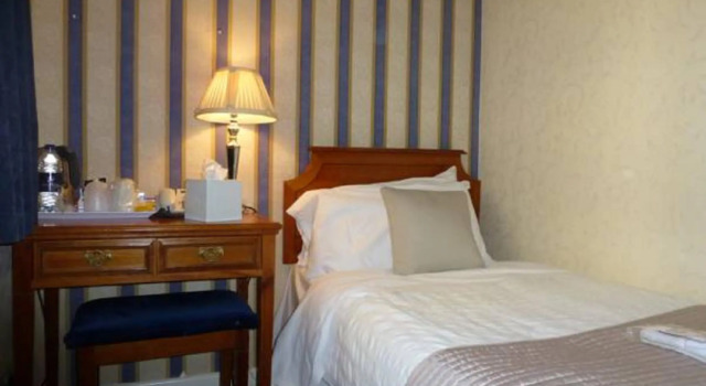 Standard single cameră Lensfield Hotel