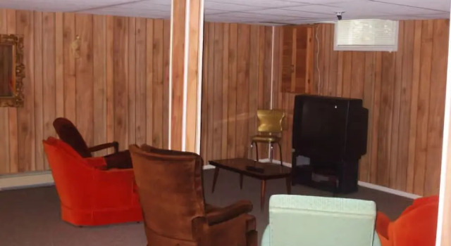 Niagara Falls Cottage Rental - Craig House, Забронировать Дом для отпуска Коттеджи Ниагара Фолс, рядом с Казино Niagara, Коттедж