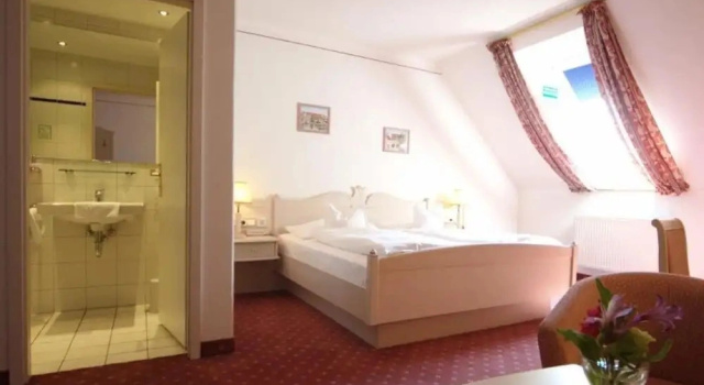 Fichtelgebirgshof, Prenota Hotel Hotel a Himmelkron con parcheggio, Parcheggio