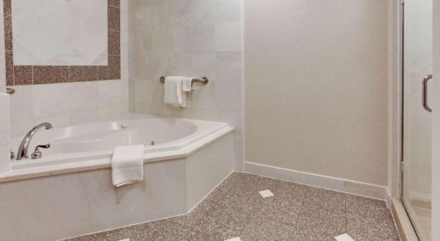 Номер Superior Drury Inn & Suites West Des Moines