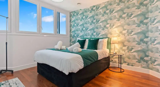 Emerald Suite- Bham Citycentre- Luxury-cinema Room, Забронировать Отель Отели Англии 3 звезды, 3*