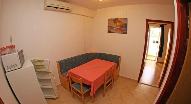 Апартаменты c 1 комнатой с балконом и с видом на море Apartments and Rooms Zvjezdana