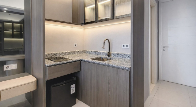 Студия Standard Magnificent Studio With Mall Access At Benson Supermall Mansion Apartment