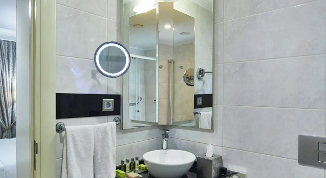Одноместный номер Guest DoubleTree by Hilton Izmir - Alsancak