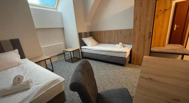 Wodnik, Book Hotel Hoteller i Krotoszyn med parkering, Parkering