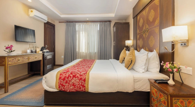 Casa De Himalaya Hotel and Apartment, Забронировать Апартаменты/квартира Отели Катманду с парковкой, рядом с Garden of Dreams, Парковка