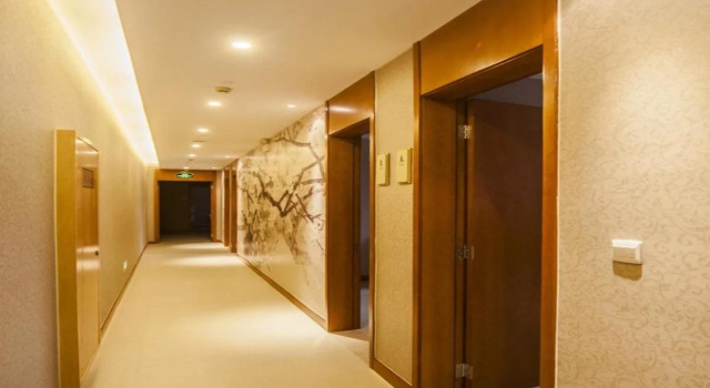 Suzhou Joy Holiday Hotel, Book Hotel Hoteller i Suzhou med parkering, Parkering