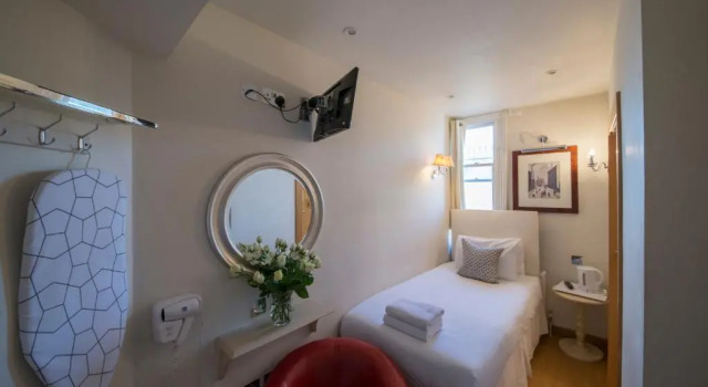 Номер Standard The Paramount Hotel