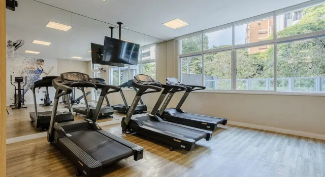 Апартаменты Apt w/ Gourmet Balcony 190m From the Metro Wal0714