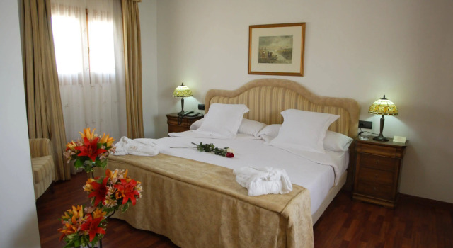 Hotel Alegria Bodega Real