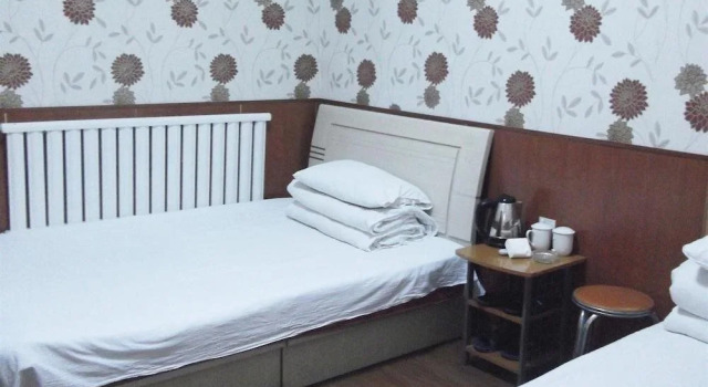 Linchengyuan Business Hotel - Qingdao, Book Hotel Billige hoteller i Qingdao