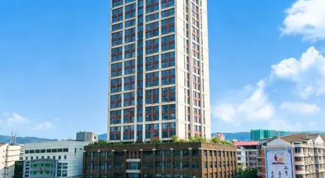 Chongqing Tongcheng Zhiguang Hotel (Tongnan Branch), Buchen Sie Hotel Tongnan Chongqing