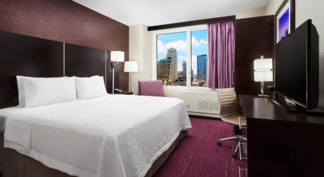 Двухместный номер с видом на город Hampton Inn Times Square Central