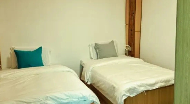Кровать в общем номере (женский номер) Dewa Old XI ZANG House • Hostel