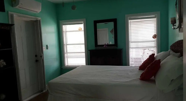 Andros Treazure, Book Vacation Home Staniard Creek Bahamas
