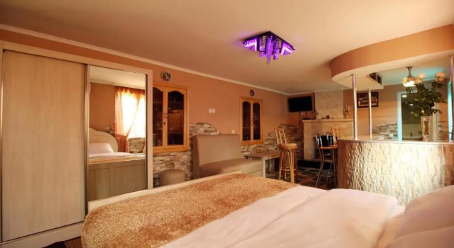Семейный люкс Hotel Harmony