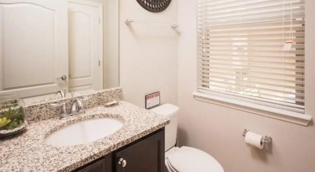 Windsor at Westside 6 Bedroom Home by Florida Star Vacations, Rezerwuj Hotel Kissimmee Kissimmee