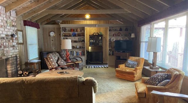 Hale Lani 16 2 Bedroom Cabin by Redawning, Book Feriehus Sherwood Forest USA