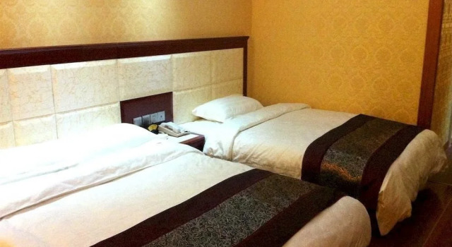 Xinyinpeng Hotel, Prenota Hotel Xishan District Kunming