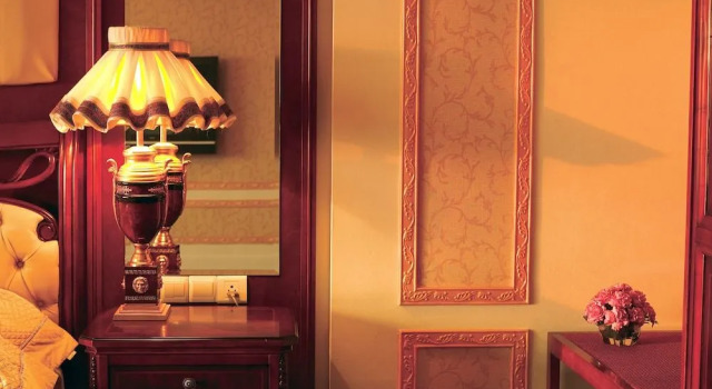 Imperial Grand Palace Hotel, Varaa Hotelli Hotellit New Delhi uima-altaalla, Uima-allas