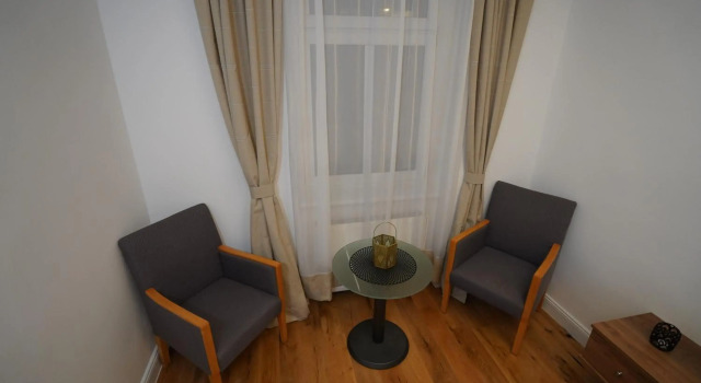 Real Appartments Vienna, Rezerwuj Apartament Hotele w Wiedeń z parkingiem, Parking