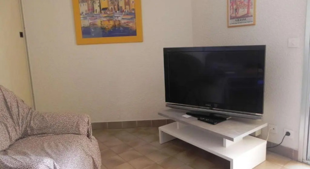 Appartement Saint-Raphaël, 3 pièces, 4 personnes - FR-1-226A-146, Book Apartment Saint-Raphaël Mimosa Road