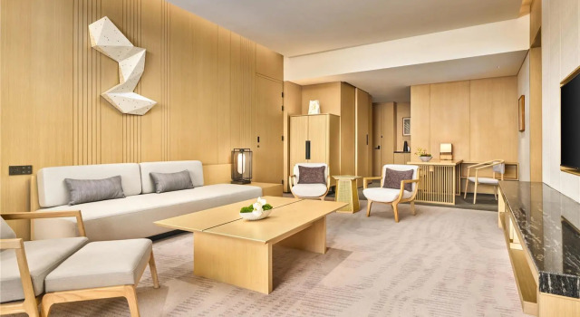 Люкс Secan Hotel Qingdao, Curio Collection By Hilton