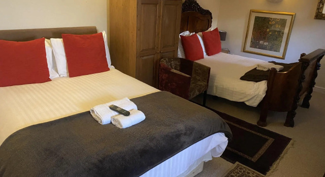 Двухместный номер Standard The Old Court Hotel