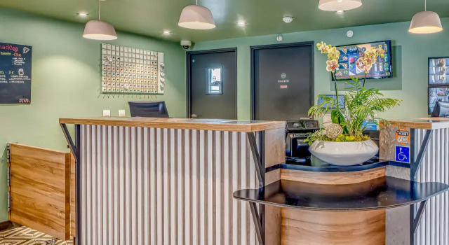 B&B HOTEL BORDEAUX Centre Gare St-Jean