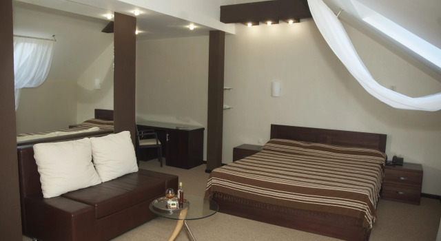 Avto-Stop, Book Hotel Hoteller i Angarsk city district med pool, Swimmingpool