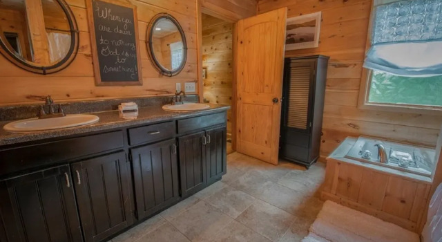 Wolf`s Den-minutes to Blue Ridge, Book Hotel Blue Ridge Georgia