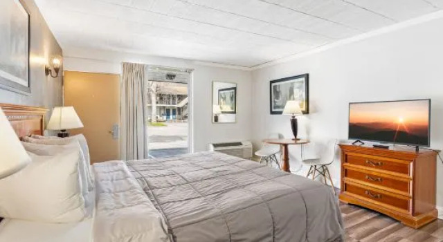 Номер Deluxe FairBridge Inn and Suites West Point