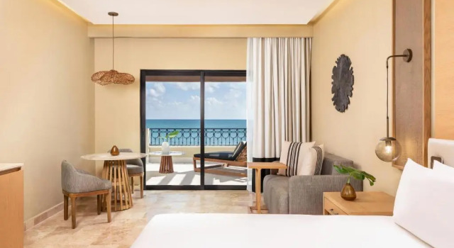 Двухместный номер oceanfront Hyatt Zilara Riviera Maya Adults Only All-Inclusive