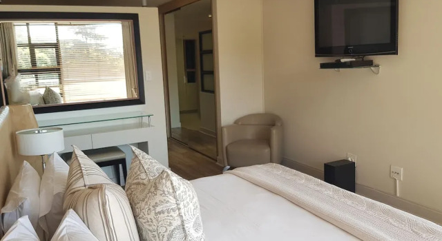 Номер Executive Weom Apartments