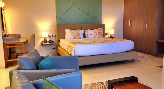 Komfort Einzel Zimmer mit Balkon Kingjada Hotel