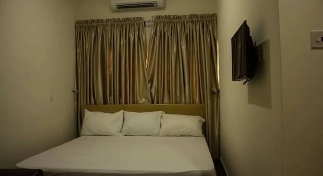 Craven Cottage Inn, Book Feriehus Villaer i Lagos State, Villa