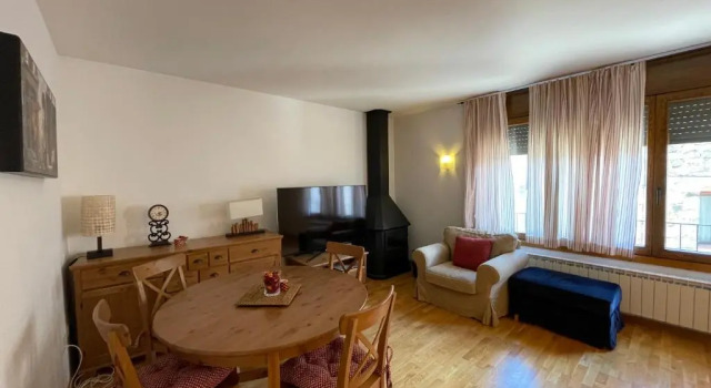 Can Galli - Duplex en Llanars, Book Hotel Llanars Ripolles