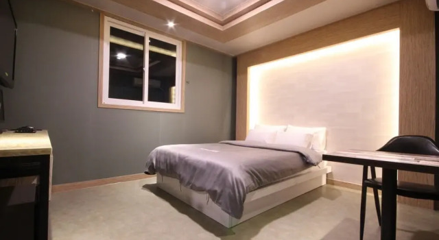 Gumi Wonpyeong-dong Hotel V2, Book Hotel Gumi Gyeongsangbuk-do