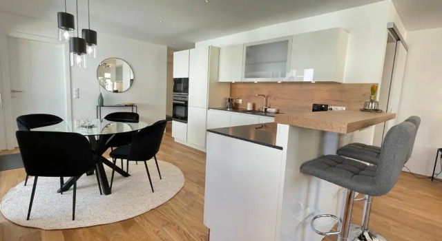 VINCENT Apartment in Bregenz mit Parkplatz, Book Apartment Hotels in Vorarlberg with Parking, Parking